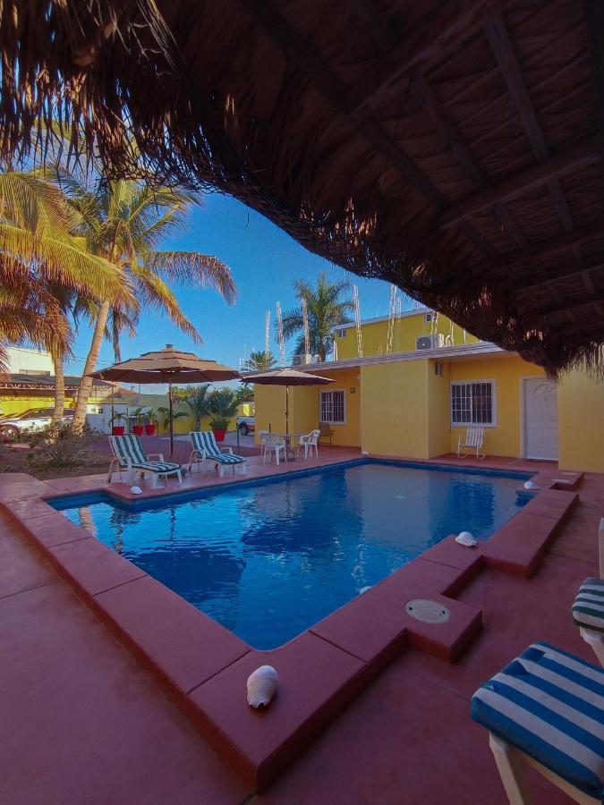 Marina Del Sol Hotel *